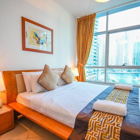 دبي Hometown Apartments - 2 Bedroom Apartment With Lovely Marina Views المظهر الخارجي الصورة